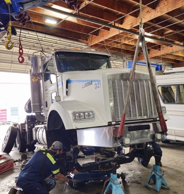 Semi-Truck Axle Replacement in the Motorplex Auburn Shop