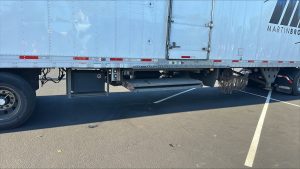 Trailer liftgate